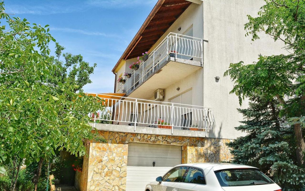 Apartments With A Parking Space Smrika, Kraljevica - 15709 Eksteriør bilde